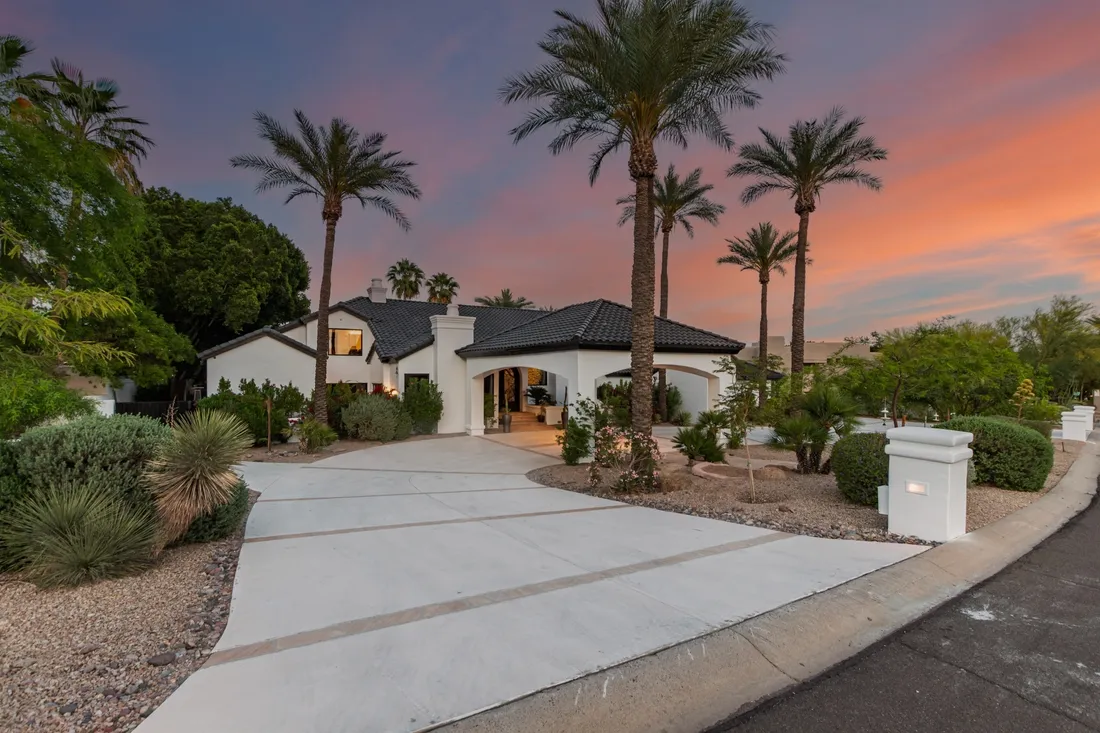 $2,299,000 11827 S Montezuma Ct