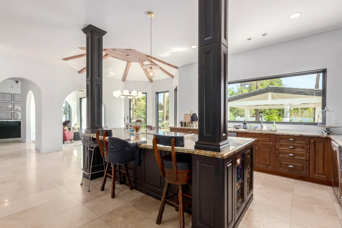 $2,299,000 11827 S Montezuma Ct