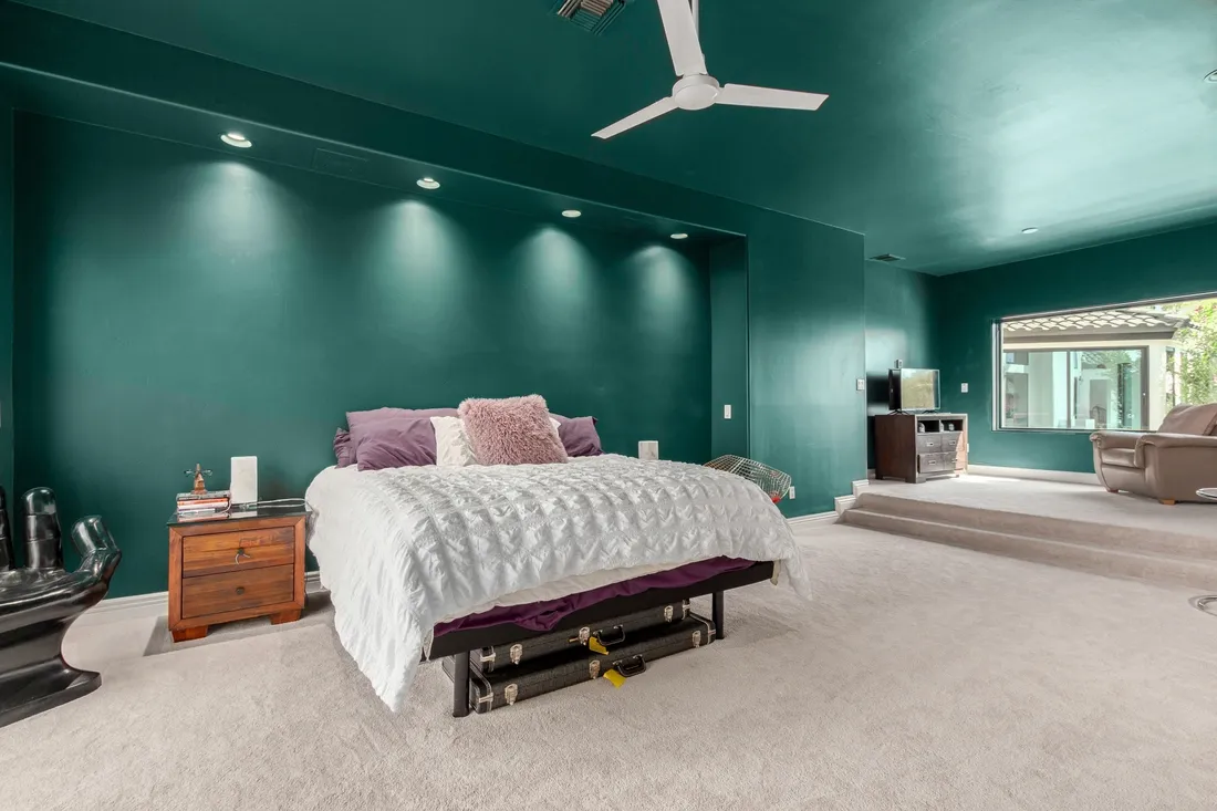 $2,299,000 11827 S Montezuma Ct