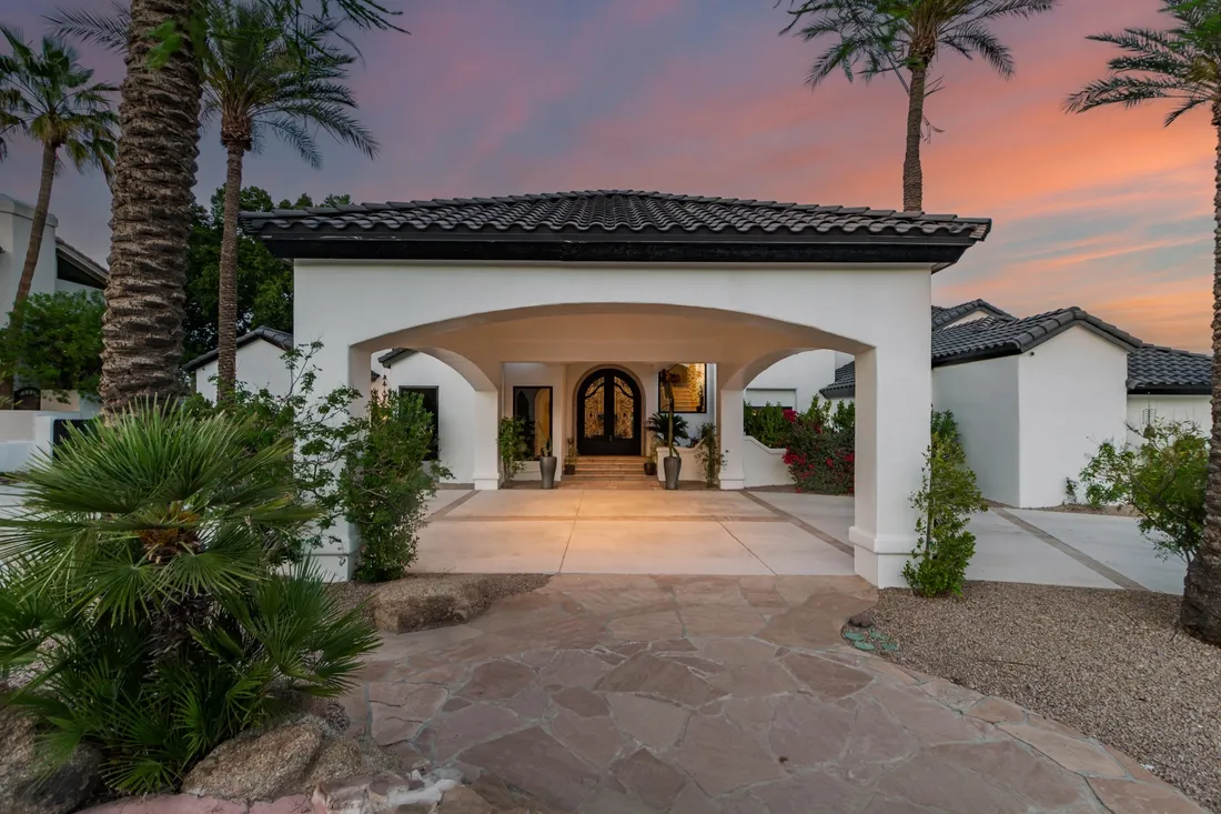 $2,299,000 11827 S Montezuma Ct