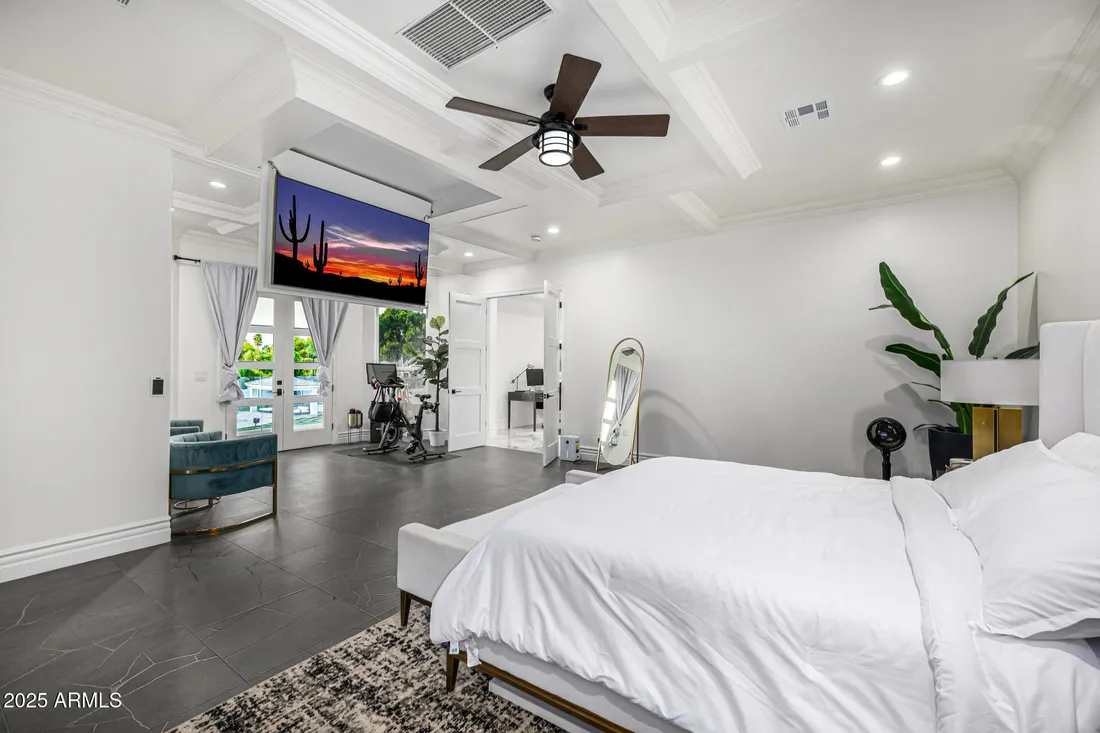$3,500,000 Residential Mesa