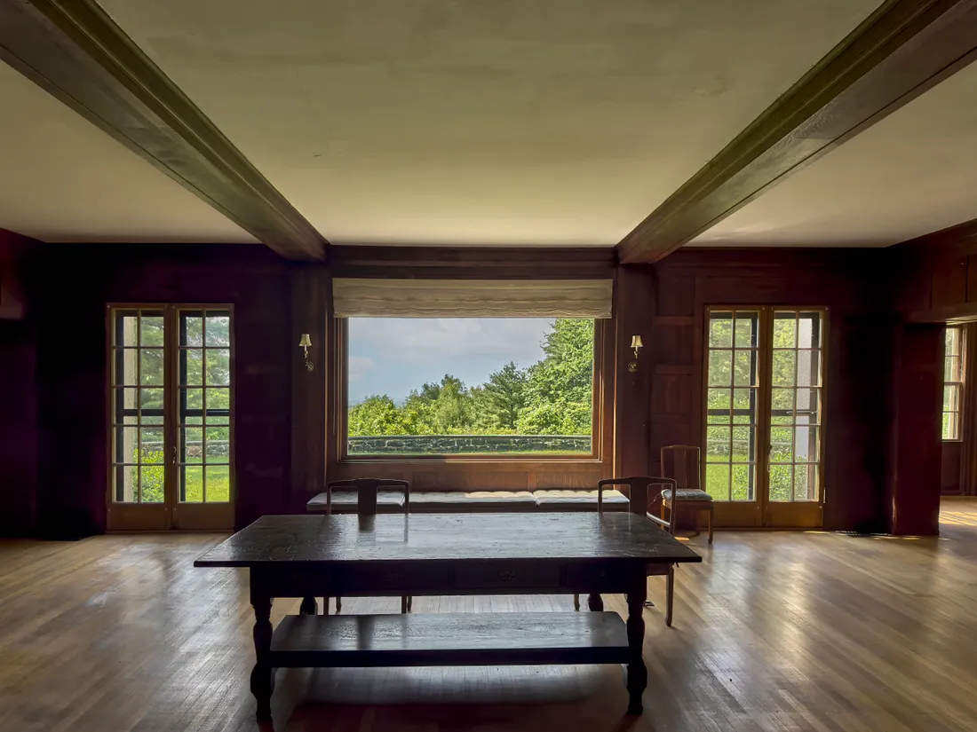 $4,995,000 Lenox Legacy: Natural Beauty, Architectural Significance, Enduring Charm.