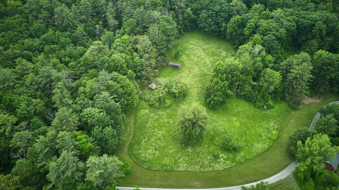 $4,995,000 Lenox Legacy: Natural Beauty, Architectural Significance, Enduring Charm.