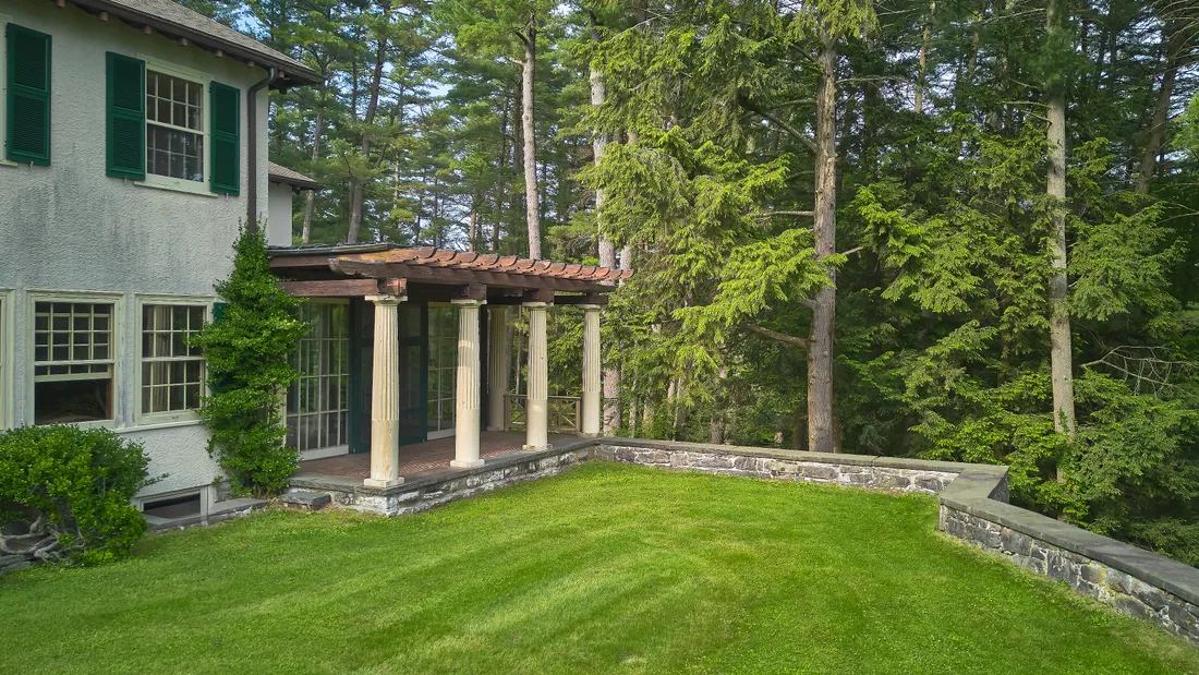 $4,995,000 Lenox Legacy: Natural Beauty, Architectural Significance, Enduring Charm.