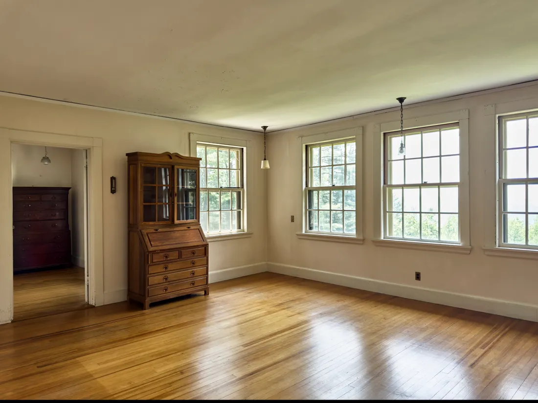 $4,995,000 Lenox Legacy: Natural Beauty, Architectural Significance, Enduring Charm.
